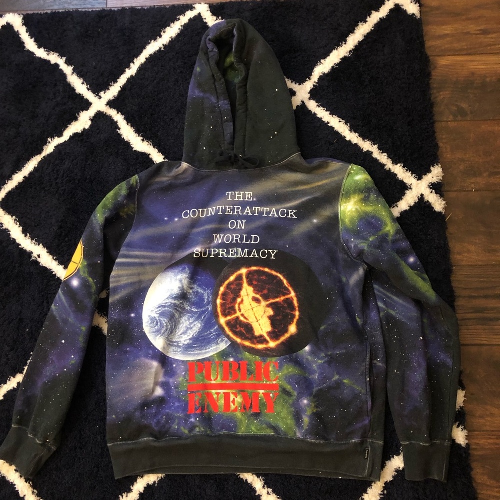 Supreme hoodie